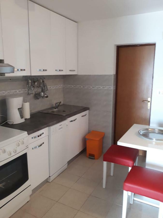 Apartman Grospic 2 세사리카 외부 사진